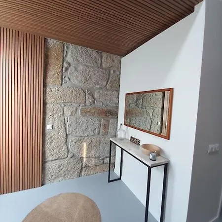 Casa Da Guidinha - 1930s W/ Private Backyard Holiday home *